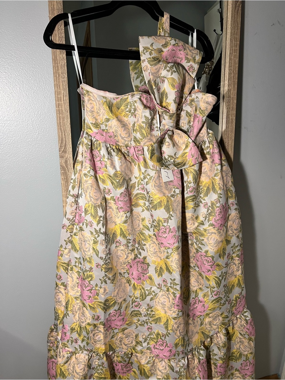Petal & Pup Bettina Floral Bow Front One-Shoulder Maxi Dress - Picture 7 of 11
